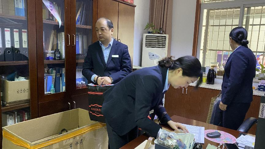 焕然“衣”新，整“装”待发——钱江商城工服换新，服务更杰出！
