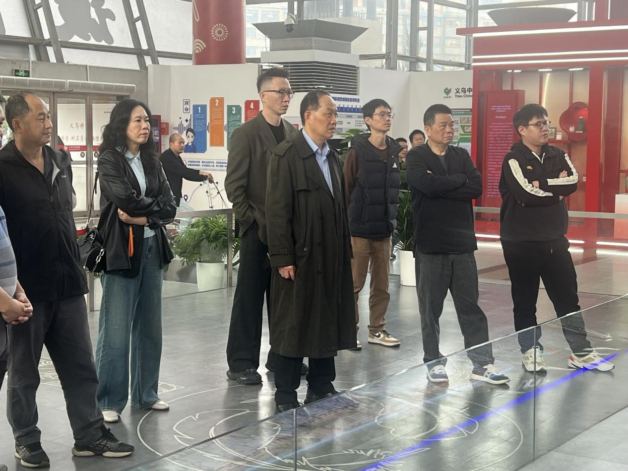 借鉴义乌经验，推动创新发展