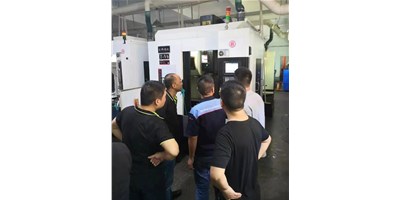 杏彩精机年终保养活动顺遂开展，，，，包管机床高效运转